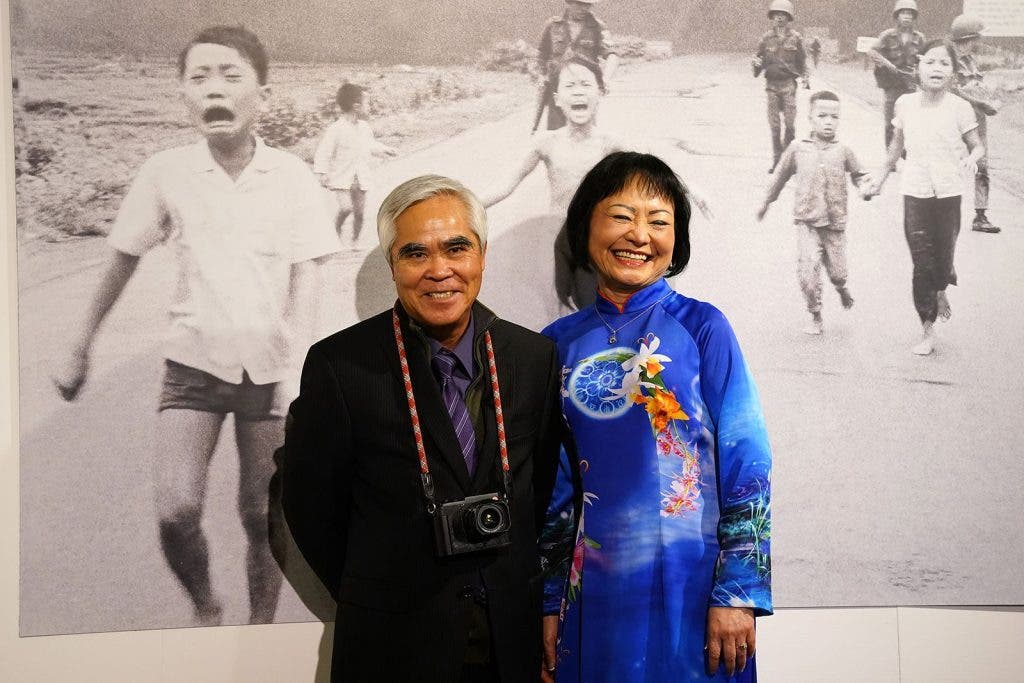 Journalism photography shows the Napalm Girl in front of original photo