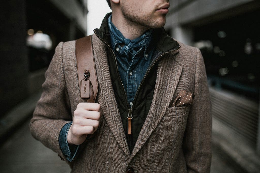 a photo of a guy wearing formal fashionable wear