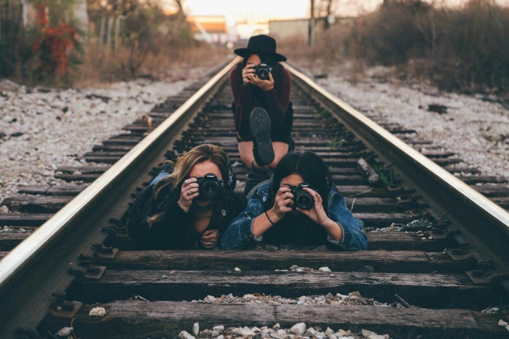 three photographers doing a collaboration