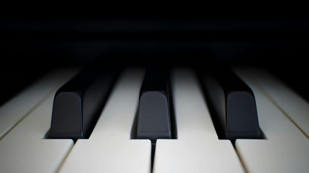 a closeup photo of a keyboard