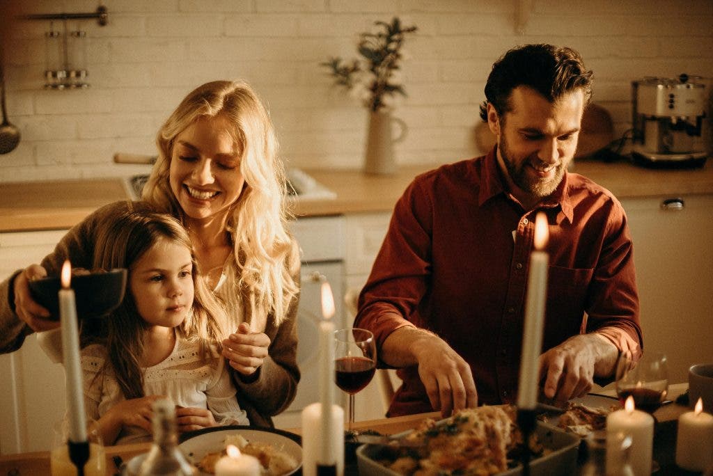 a sample on how to capture festive gatherings