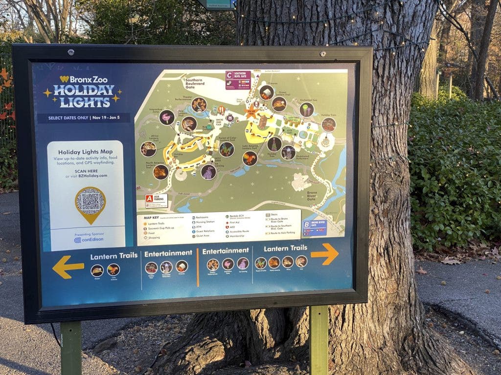 Holiday Lights 2024 at the Bronx Zoo