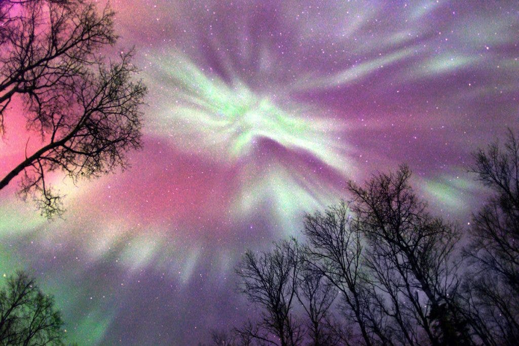 Jim Brandenburg/ Minden Pictures | National Geographic’s 100 Nights of a Lifetime, a book of stunning world wonders at night