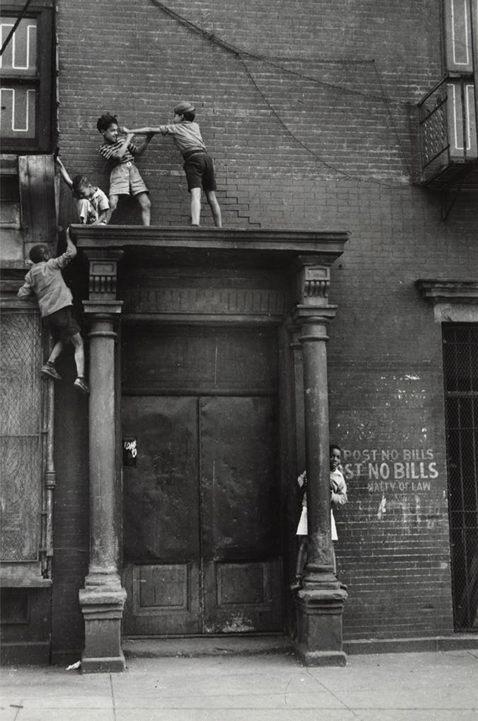Helen Levitt Children at Play