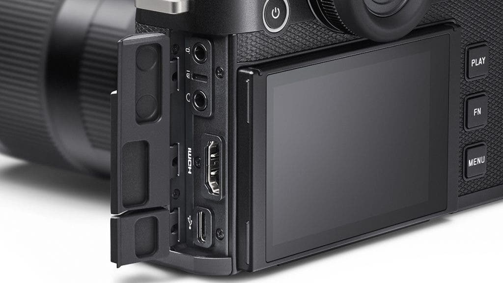 Leica SL3-S inputs/outputs
