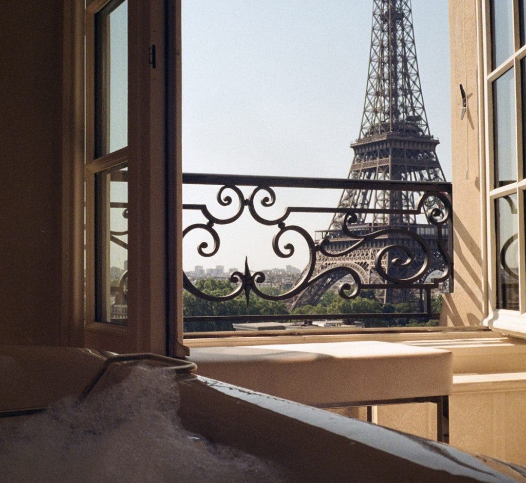 photogenic-hotel-view-ShangriLa Paris Eiffel Tower Views (on film)_Stephanie Vermillion