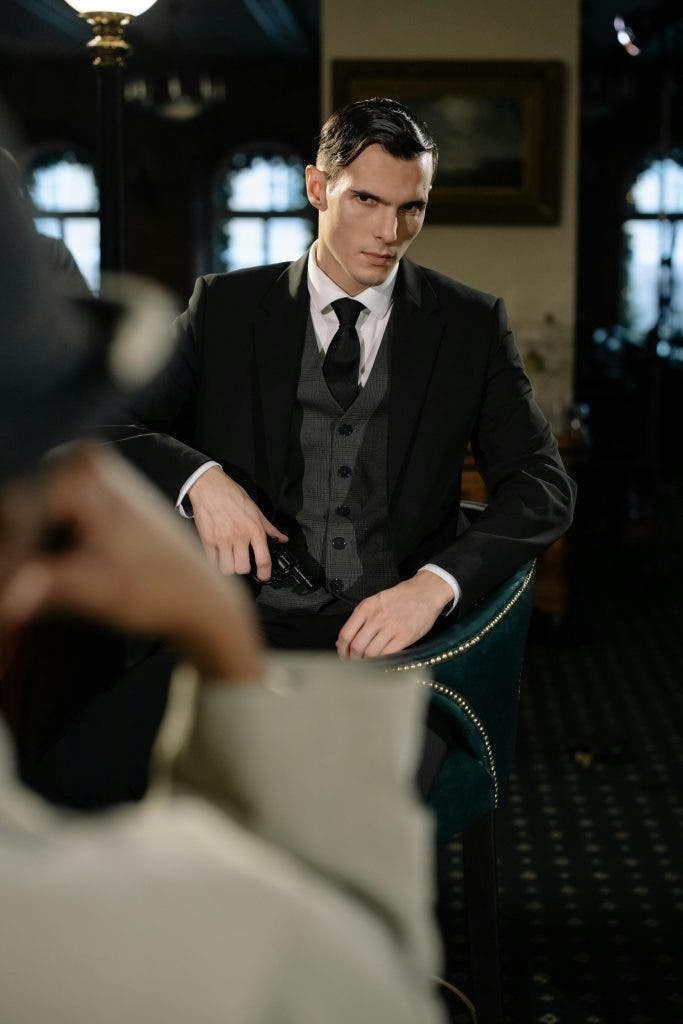 an example of over-the-shoulder shot in an intense setting