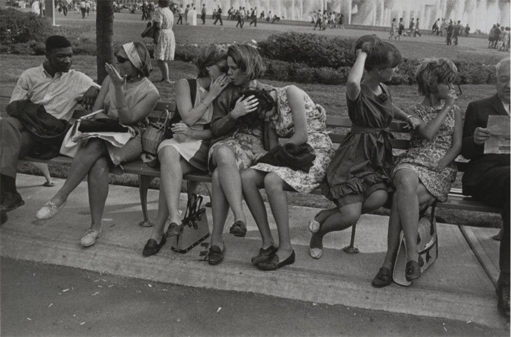 NYsWorldFair_1964_Winogrand