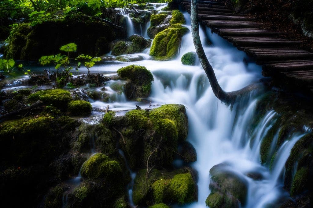 unique photography techniques done to capture image of waterfall