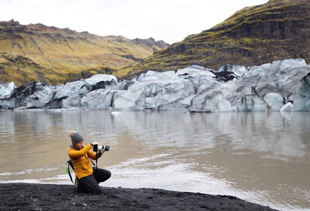 The-author-photographing-in-South-Iceland_By-Jessica-Cohen-Kiraly