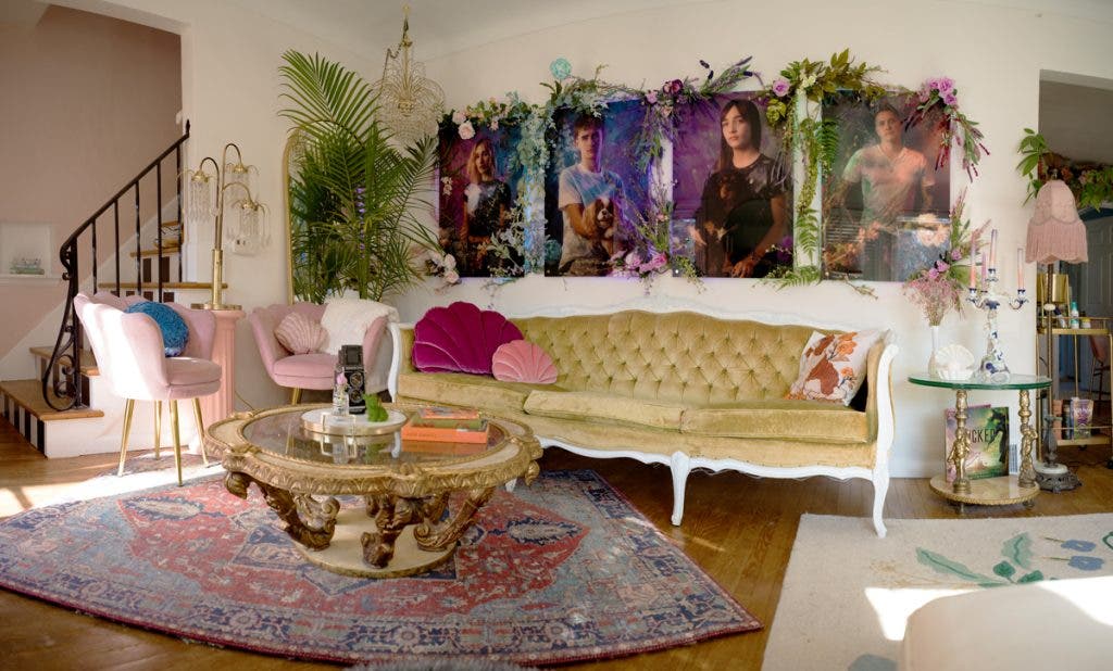 Floral family photos hanging - images by Robert Wagner
