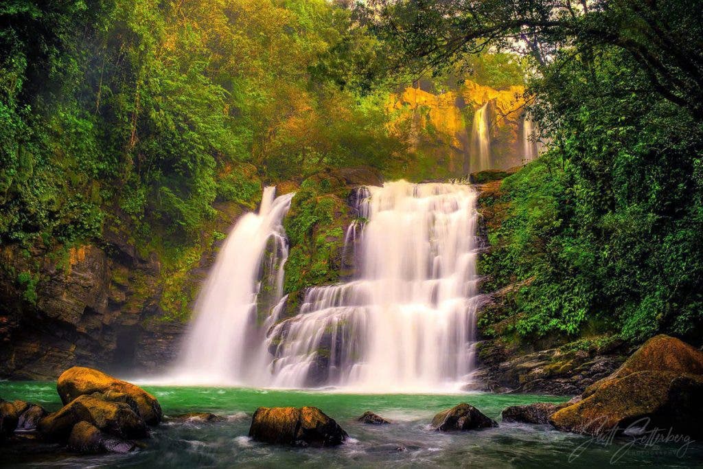 Nauyaca Falls