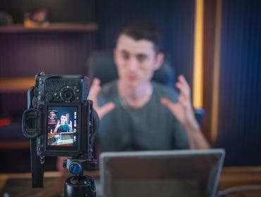 solopreneur talking to the camera