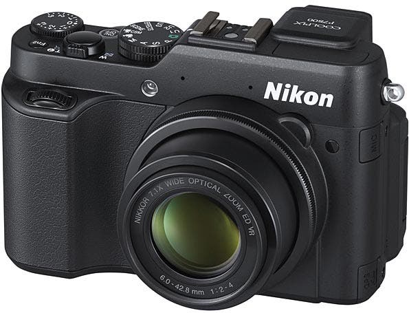 Nikon P7800