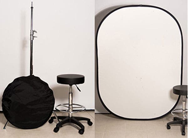 Portable background folds